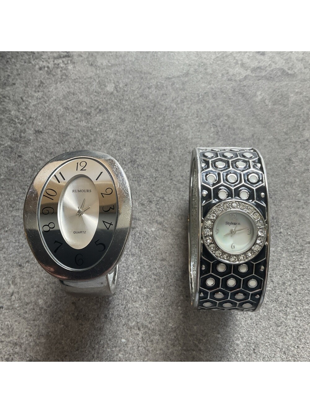 Beautiful Pair Of Vintage Womens Bracelet Watches Both Run Great Bin E